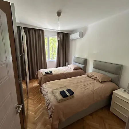 Apartamento Pirin 30 2br In Citycenter Varna
