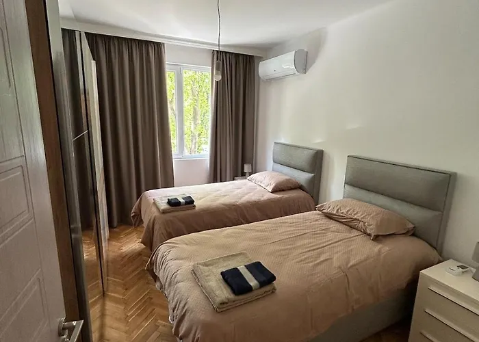 Apartament Pirin 30 2br In Citycenter Varna